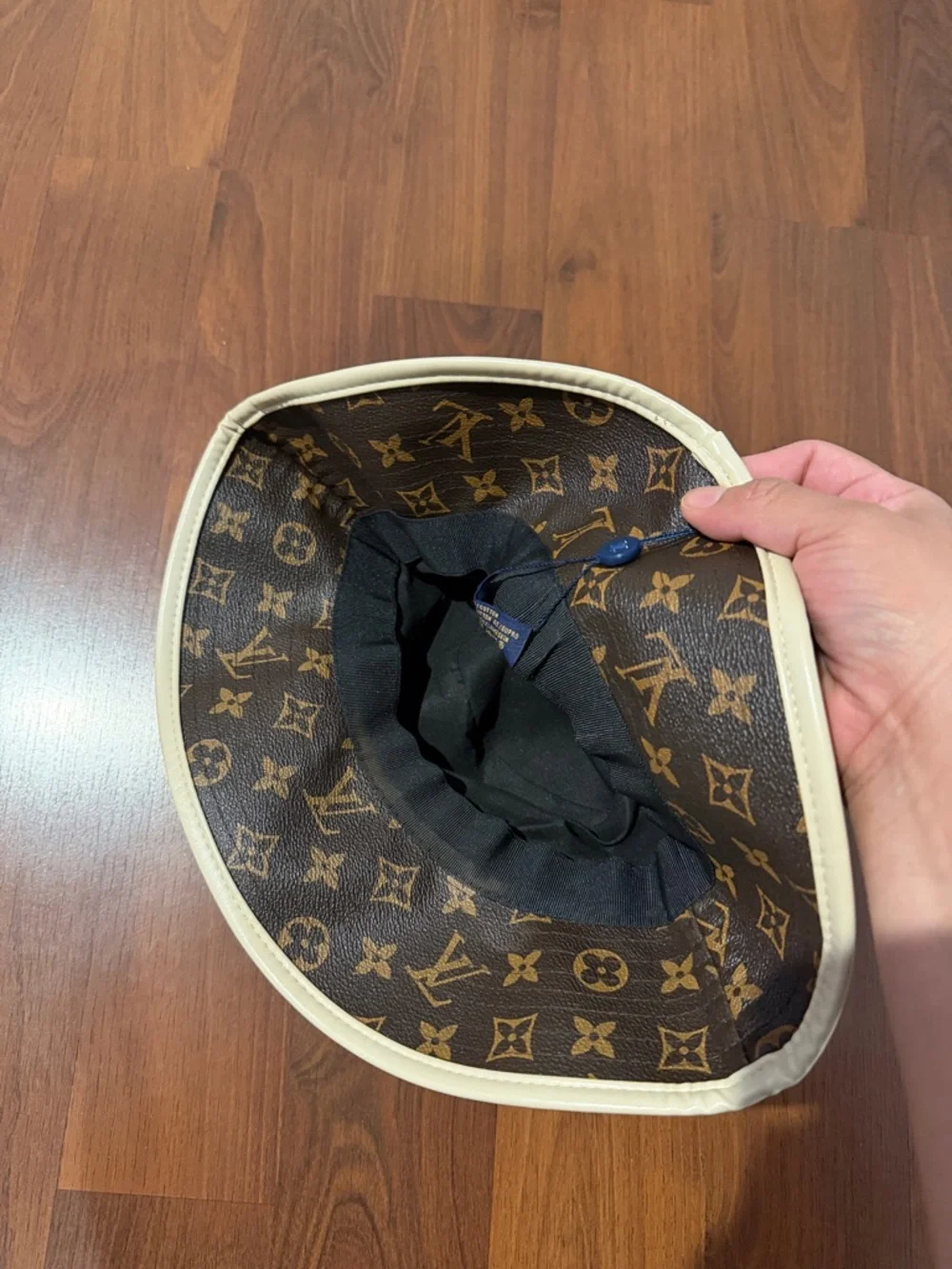 Vintage Y2K Beige & Brown Monogram Bucket Hat - Picture 2 of 2